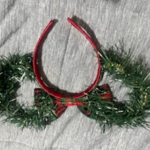 Custom Christmas Minnie Ears - Brand New THEY LIGHT UP!- $30 each or (2) for $50 Custom Christmas Minnie Ears - Brand New THEY LIGHT UP!- $30  main image 4